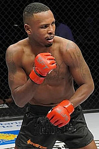 Julio Vinicius 'Jon Jones' Assuncao